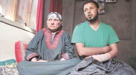 Major Gogoi, Farooq Ahmed dar, Major Leetul Gogoi indictment, human shield, Jammu and Kashmir, Kashmir human shield, kasmir unrest, stone pelting, India news, Indian Expres news