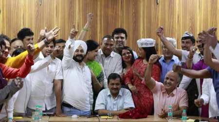 EC to hold fresh hearing for 20 AAP MLAs on May 17