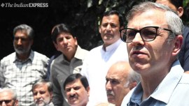 omar abdullah, omar abdullah sister moves supreme court, omar abdullah detention, omar abdullah psa