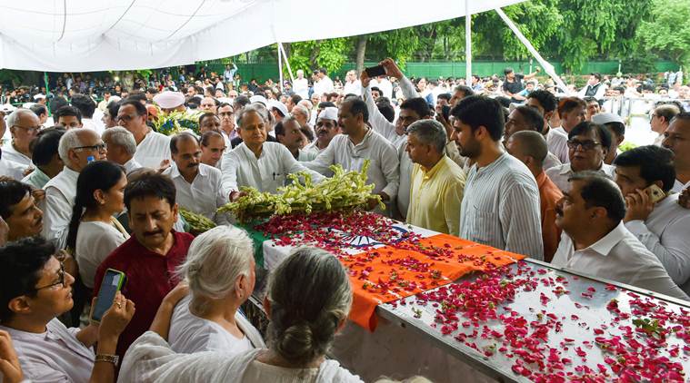 sheila dikshit, sheila dikshit death, sheila dikshit dead, sheila dikshit dies, sheila dikshit cremated, sheila dikshit last rites, sheila dikshit passes away, sheila dikshit news, india news