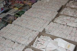 M_Id_370473_Heroin_drug_bust no alt set