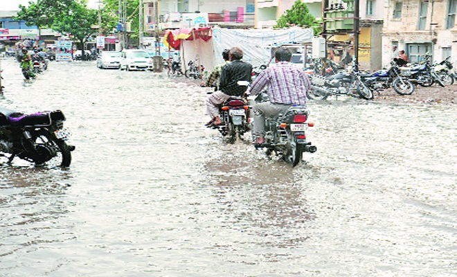 Rain,hail lash Amreli,mercury dips in state | Ahmedabad News - The ...