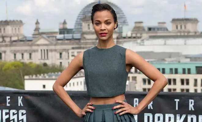 Zoe Saldana Proves That Switching Up Your Beauty Look Successfully Doesn't  Have to Be Drastic