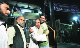 M_Id_386505_Liyaqat_Shah no alt set