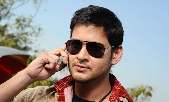 Too hot to handle! Mahesh Babu's new messy hairstyle leaves fans go weak in  their knees | Hindi Movie News - Bollywood - Times of India