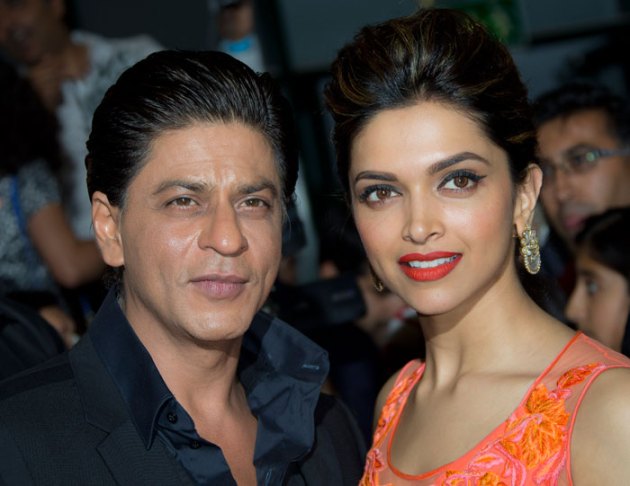 Shah Rukh Khan,Deepika at Chennai Express premiere in London ...