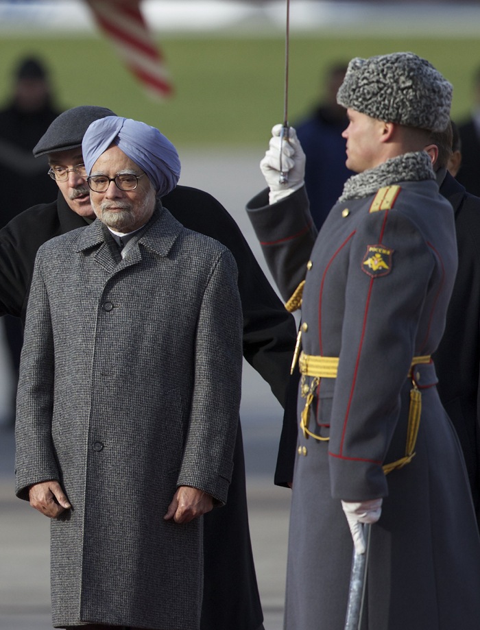 manmohansingh-russia