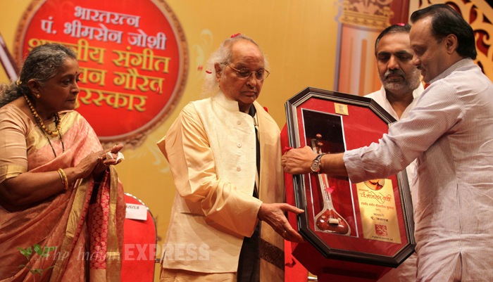 pandit-jasraj-1