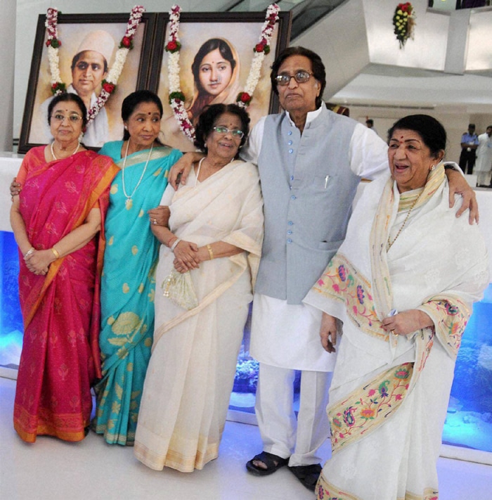 lata-siblings