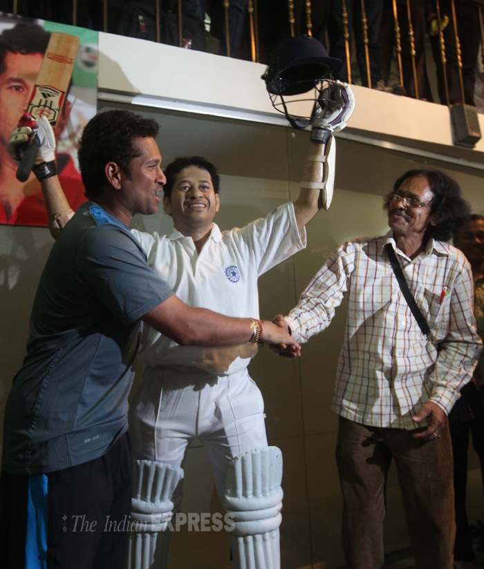 sachin-waxstatue-1