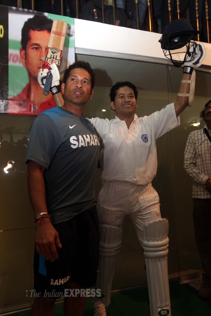 sachin-waxstatue