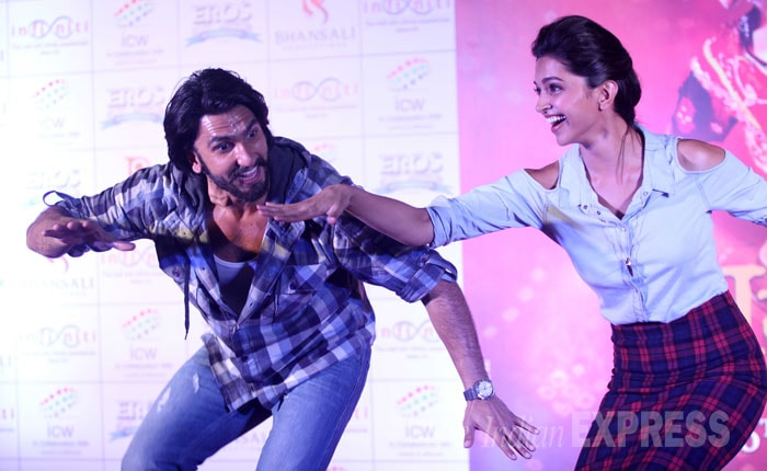 deepika-ranveer-dance