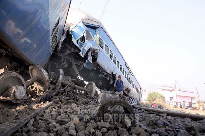 train derailed