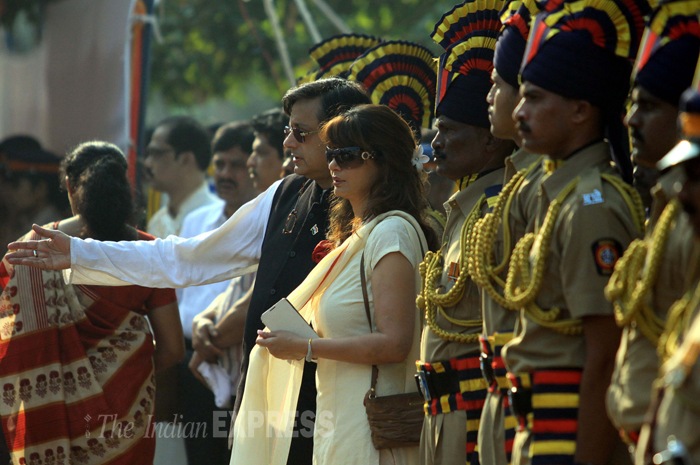 shashitharoor-sunanda