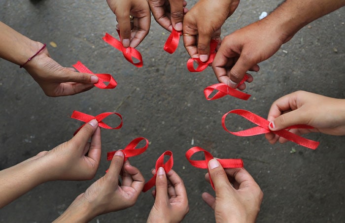 AIDS, World AIDS day, Durex, Umbrella with Raindrops durex campaign, #CondomEmoji campaign, safe sex, The Indian Express, Indian Express news