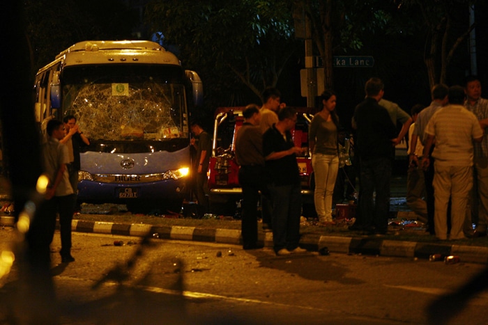 singaporeriots-1