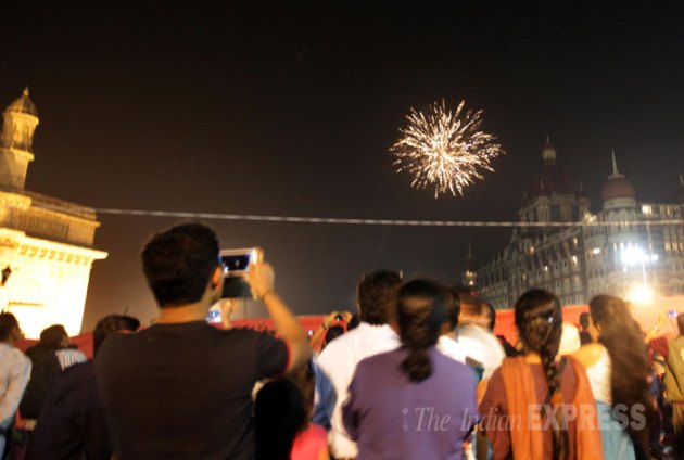 Revelers start ringing in 2014 with fireworks | Picture Gallery Others News,The Indian Express