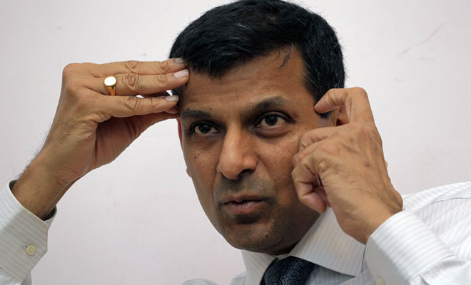 New RBI governor Raghuram Rajan to step into eye of rupee storm ...