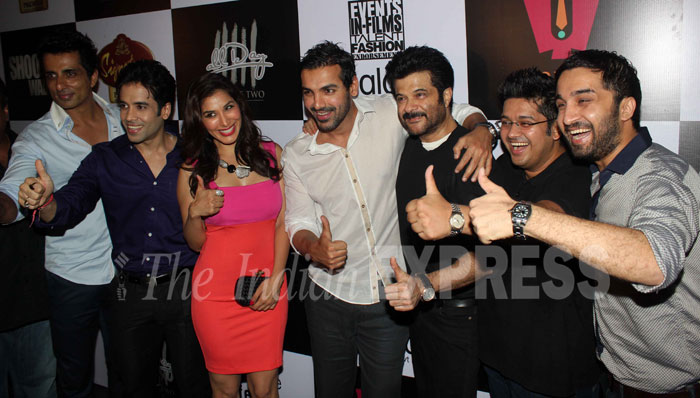 John,Kangana,Sophie,Anil celebrate the success of Shootout At Wadala ...