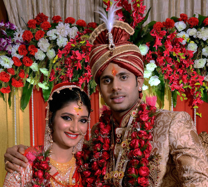 Today in pics: Cricketer Manoj Tiwary ties knot | Picture Gallery ...