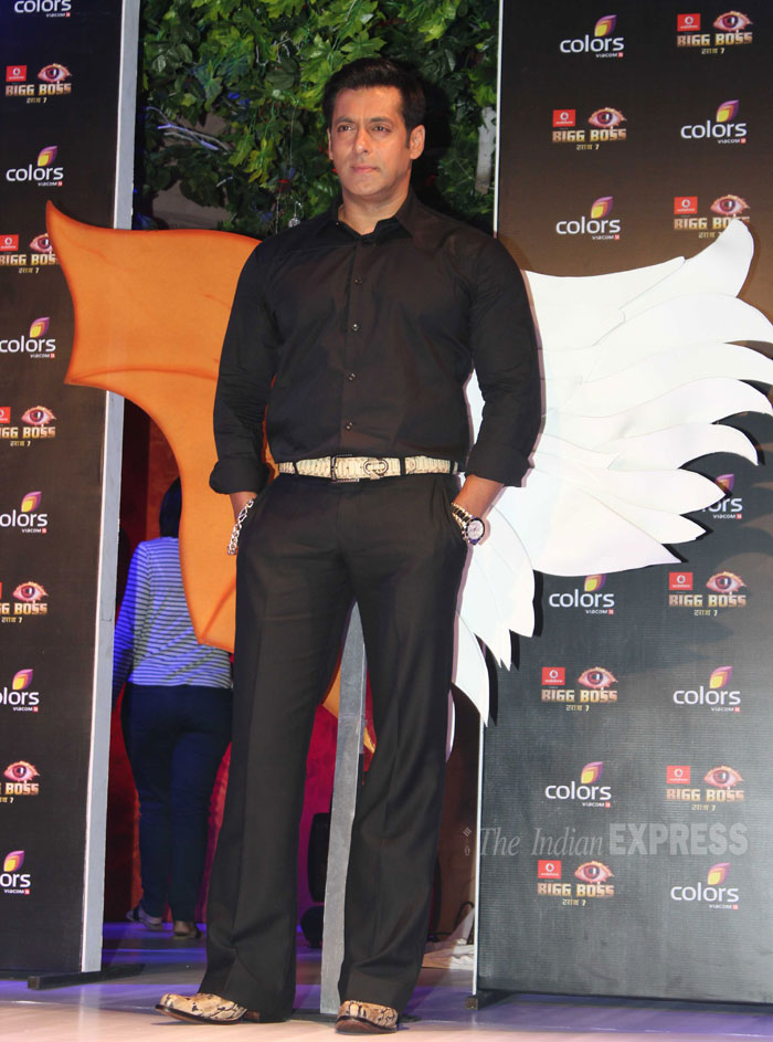Fotocorp : Salman Khan Unveiling of Bigg Boss Session 6