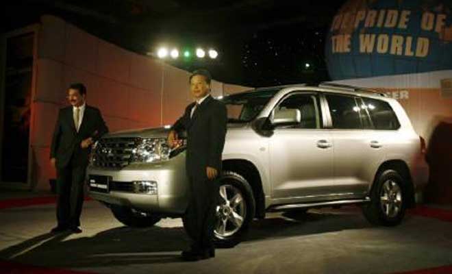 Toyota re-launches Innova at starting price of Rs 12.45 lakh | Business ...