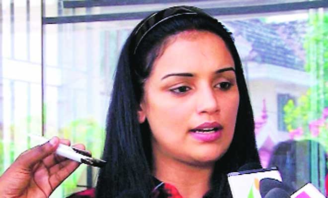 Swetha Menon Withdraws Molestation Complaint Against Cong Leader News Archive News The