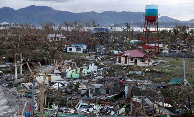 1,200 feared dead in typhoon-devastated Philippines | World News - The ...