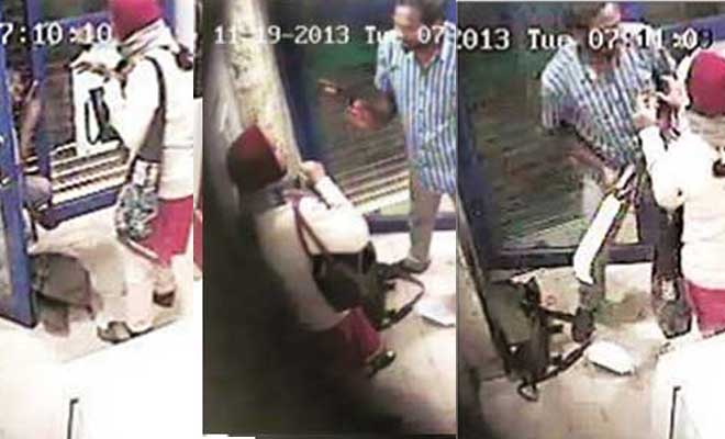 ATM attack: Post security guards or face closure,Karnataka govt tells ...