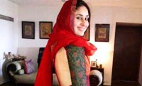 M_Id_444026_kareenakapoor no alt set