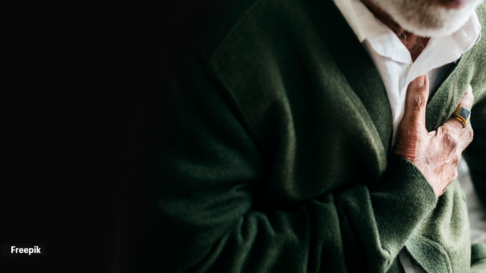 What you must do when alone and having a heart attack