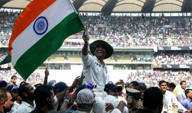 In Pics: Sachin Tendulkar’s final lap of honour | Sports Gallery News ...