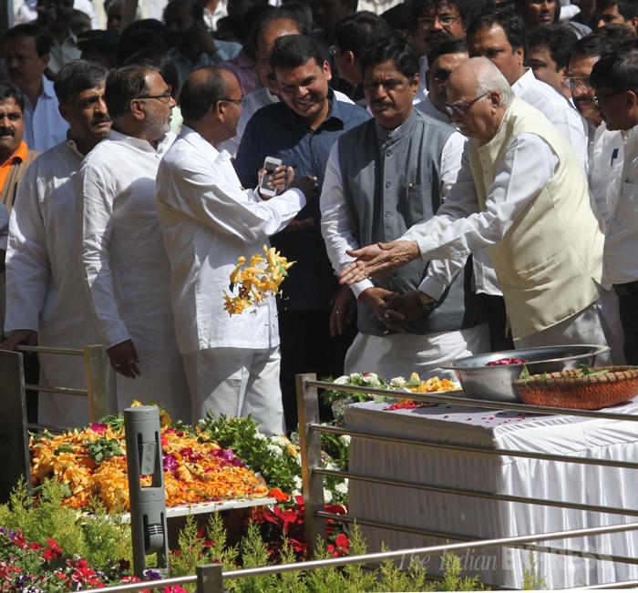 lkadvani-thackeray