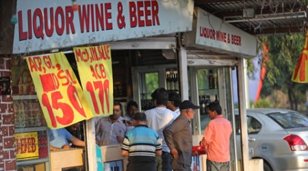 liquor ban, alcohol ban, maharashtra bans, maharashtra alcohol ban, maharashtra liquor ban, mumbai news, india news