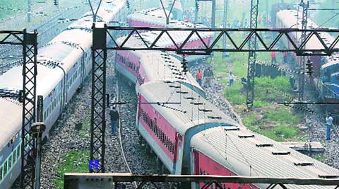 Man pushes pregnant wife off train in Odisha India News - The Indian