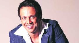 Kay Kay Menon