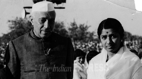 Lata Mangeshkar remembers &#39;Aye Mere Watan&#39; on its 51st anniversary |  Entertainment News,The Indian Express