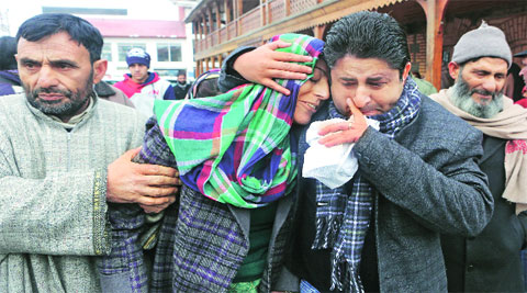 Relatives of assistant sub-inspector Kafeel Ahmed in Srinagar. IE: Shuaib Masoodi