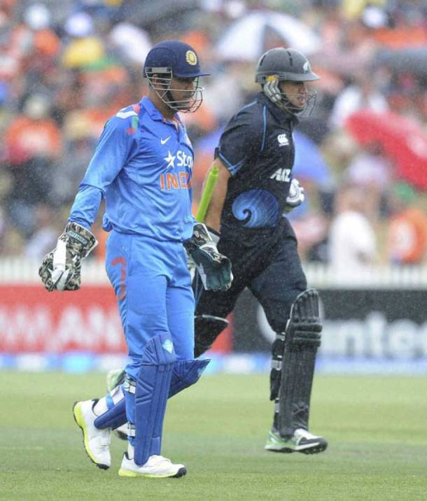 PHOTOS: India lose match, No.1 ODI ranking | The Indian Express