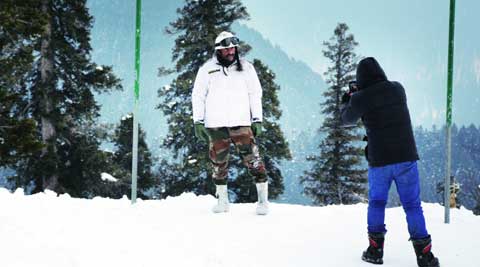 Saif Ali Khan poses against the snow laden backdrop of Gulmarg