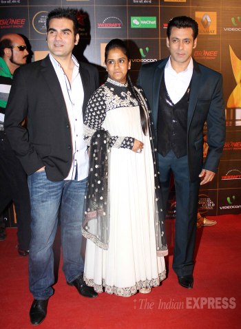 350px x 478px - Salman, SRK, Deepika, Kareena, Sonakshi at Star Guild Awards |  Entertainment Gallery News,The Indian Express
