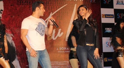 Salman And Sonakshi Sex - Salman Khan: Launching newcomers like Daisy Shah, as stars have date issues  | Bollywood News - The Indian Express