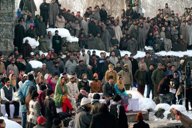 Tabu Shraddha Shoot For ‘haider In Kashmir