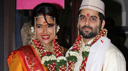 Inside pics of Sameera Reddy’s wedding and sangeet | Entertainment ...