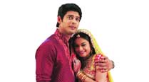 Siddharth Shukla and Toral Rasputra in Balika Vadhu