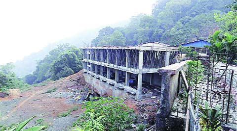 Sadanand Maharaj Ashram allegedly carried out illegal construction inside Tungareshwar sanctuary.