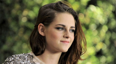 I never wear a lot of make-up: Kristen Stewart | Hollywood News - The ...