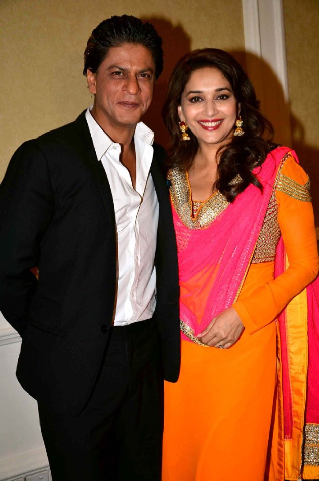 Shah Rukh Khan, Madhuri Dixit together in Malaysia | Entertainment