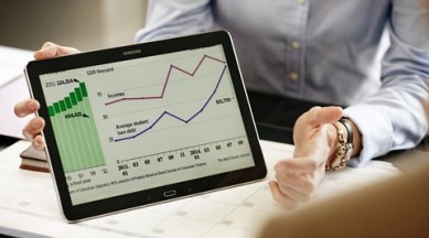 Samsung's 12.2-inch Galaxy Note Pro appears to be targeting a niche