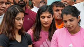 Wrestlers protest -- sexual harassment row